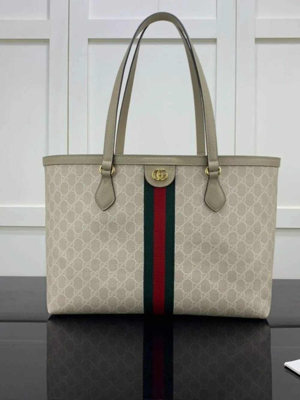Gucci Ophidia Medium Tote Bag